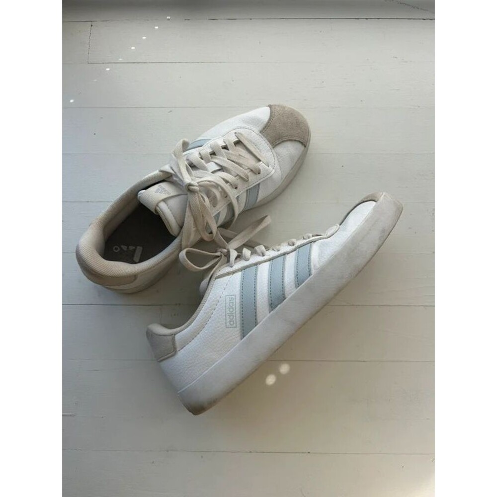 Adidas VL Court sneakers size 8.5